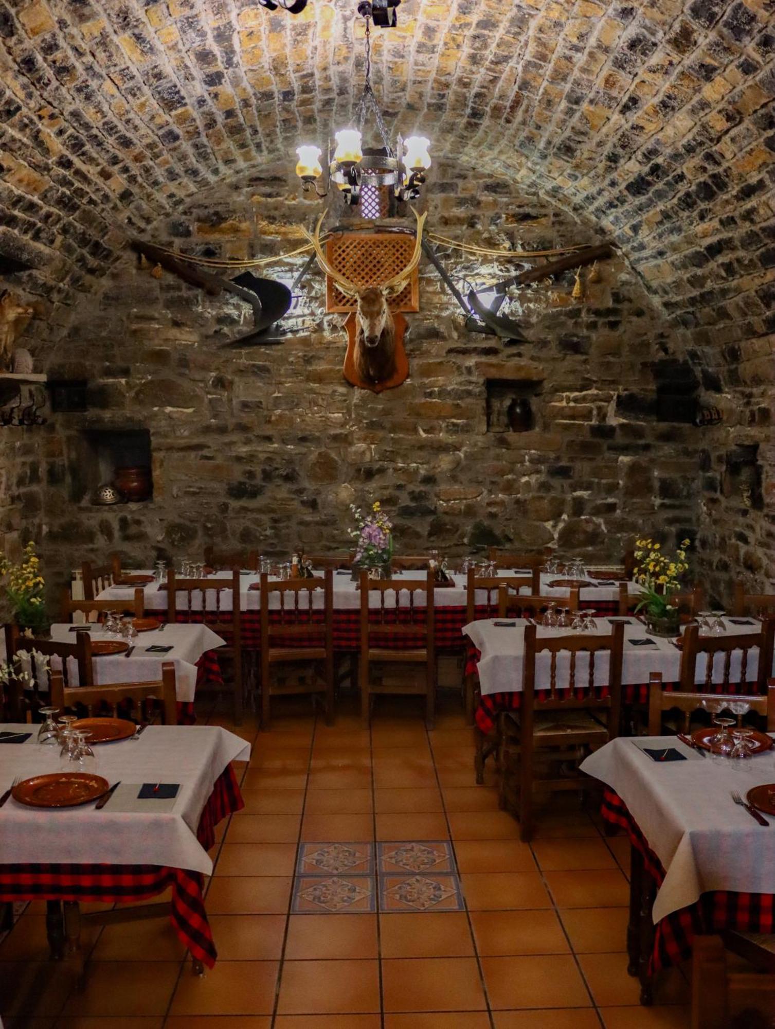 El Humo de Muro Las Bodegas De Claveria מראה חיצוני תמונה
